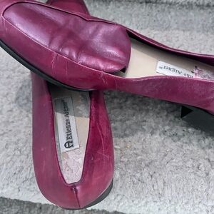 ✨Vintage Etienne Aigner Burgundy Red Leather Loafers - Size  9. ✨